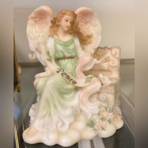Seraphim Classics Angel JOY Gift of Heaven 81509 ornament.